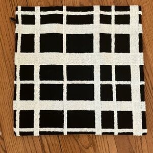 Pier 1 pillow covers